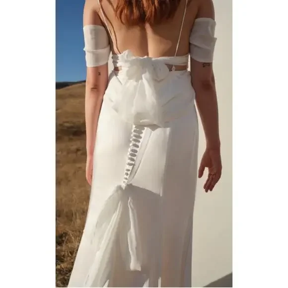 FOR LOVE & LEMONS Cora Cowl Neck Draped Off the Shoulder White Maxi Gown Size L - Picture 4 of 14
